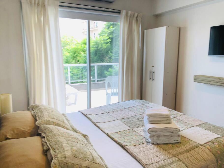 Avenida Federico Lacroze 3-5 * Ciudad Autónoma de Buenos Aires