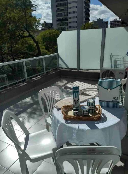 Avenida Federico Lacroze 3-5 Apartamento