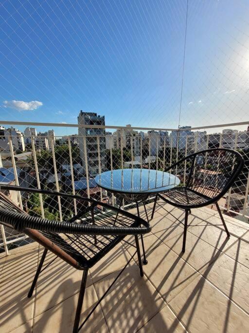 Luminoso Y Comodo Departamento Con Balcon Buenos Aires