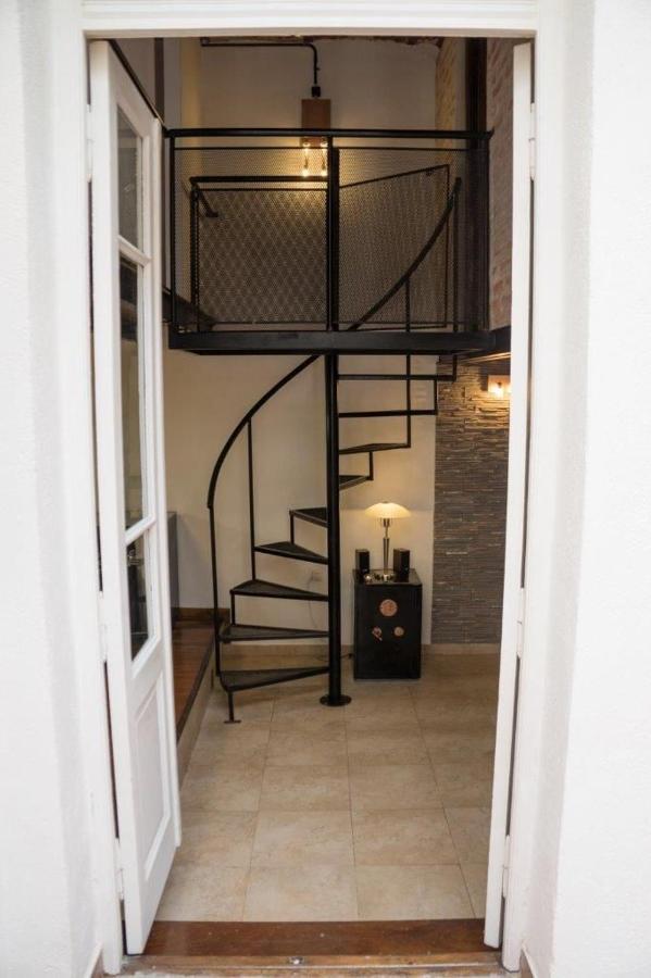 Departamento Con Patio En Excelente Ubicacion En Belgrano