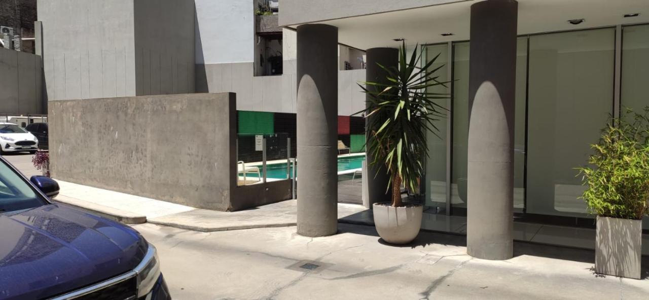Lujoso Departamento Con Pileta En Crespo- Camargo *