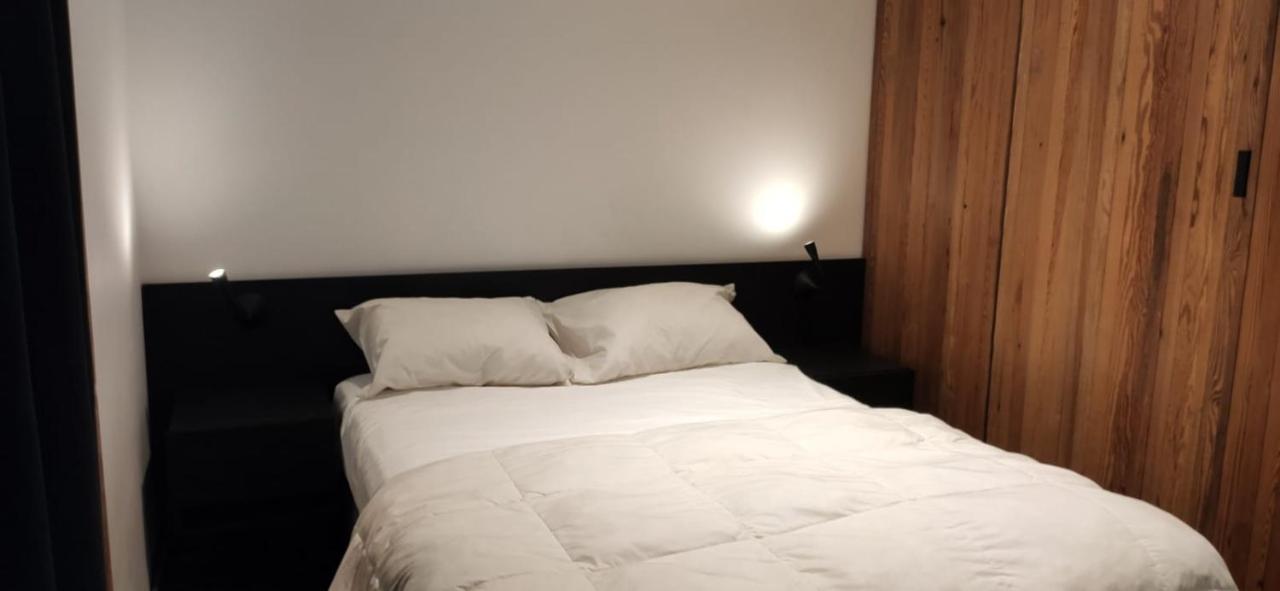 Departamentos Boulevard Caseros * Ciudad Autónoma de Buenos Aires