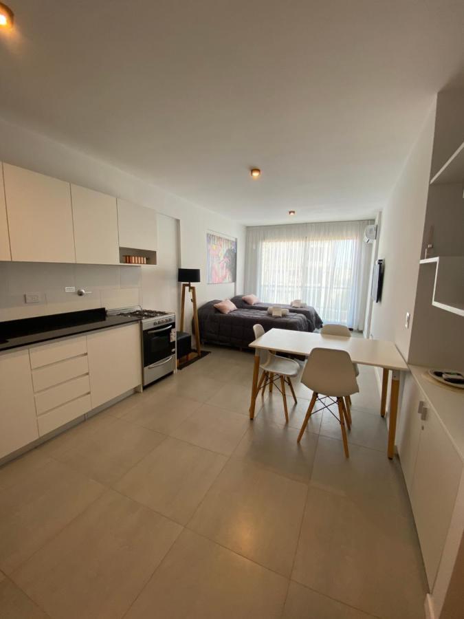 Apartamento Double Or 2-3 Beds Private Studio - Pinkpanther *