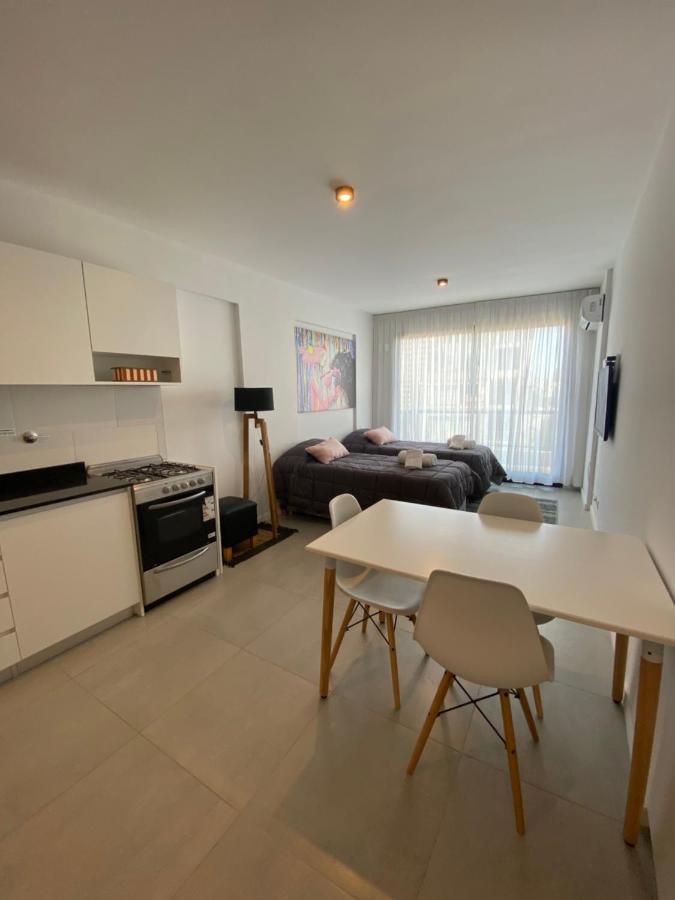 Double Or 2-3 Beds Private Studio - Pinkpanther Apartamento *
