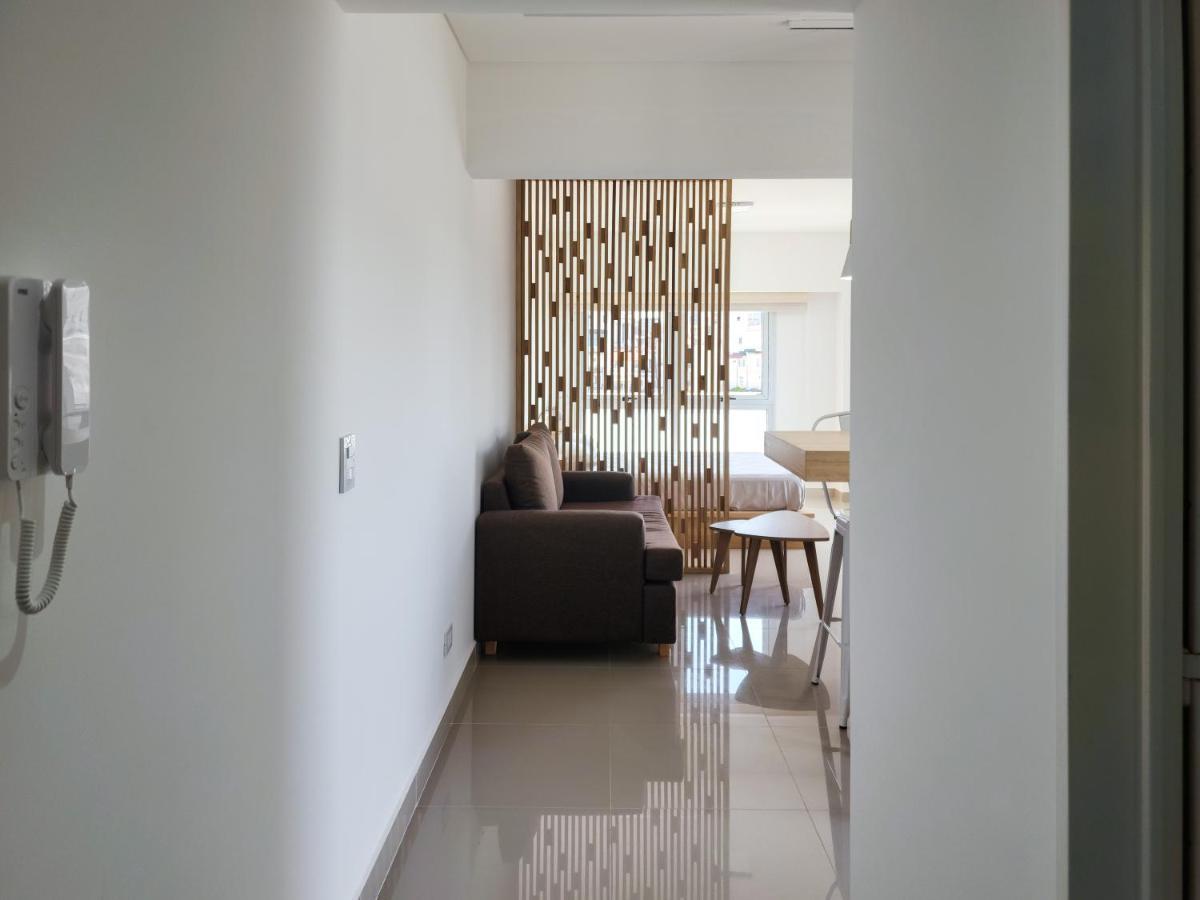 G&g - Paseo De La Cisterna Apartamento
