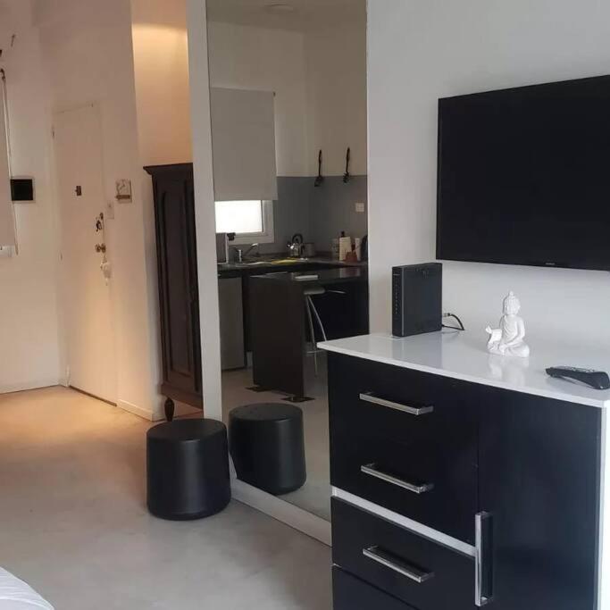 Moderno Departamento Con Balcon En Recoleta * Ciudad Autónoma de Buenos Aires