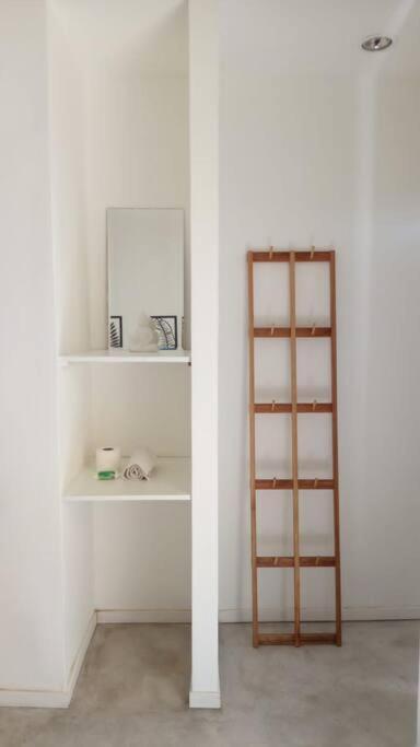 Apartamento Moderno Departamento Con Balcon En Recoleta