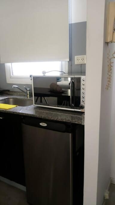 Moderno Departamento Con Balcon En Recoleta *