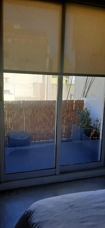 Moderno Departamento Con Balcon En Recoleta Apartamento