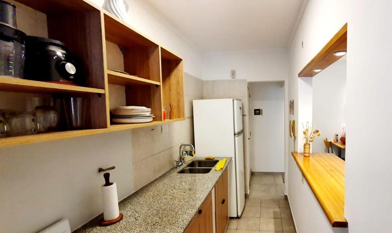 Apartamento Dpto. A Nuevo! Excelente Ubicacion Centrica *