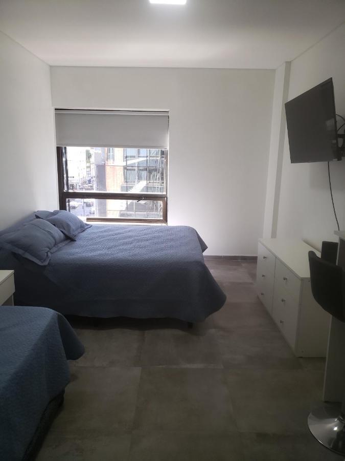 Av. Corrientes 818 - Ciudad De - Apartamento *