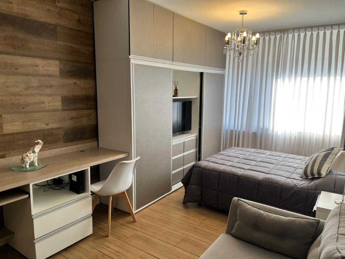 Apart. Av. Corrientes Apartamento