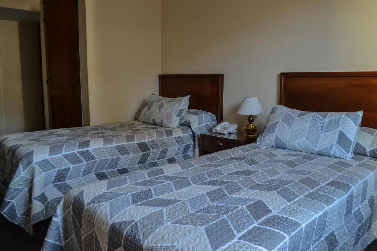 Centro Naval 3*