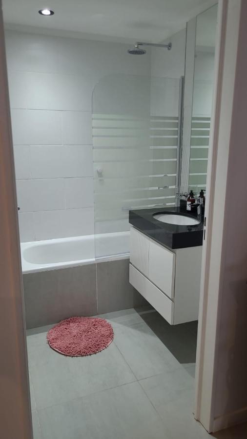 Double Or 2-3 Beds Private Studio - Pinkpanther Apartamento *