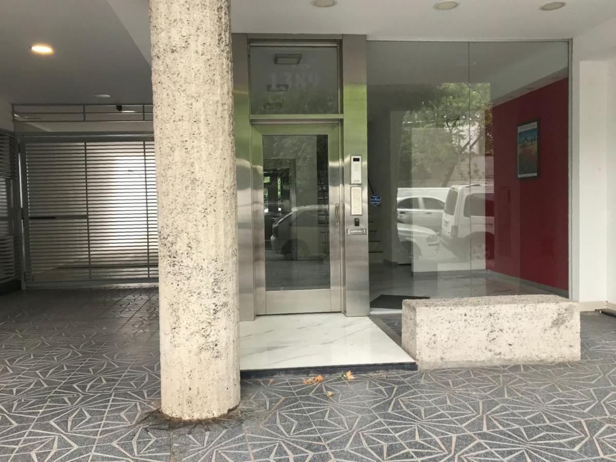 Apartamento Super Luminoso Departamento Con Balcon En El Barrio De Caballito *