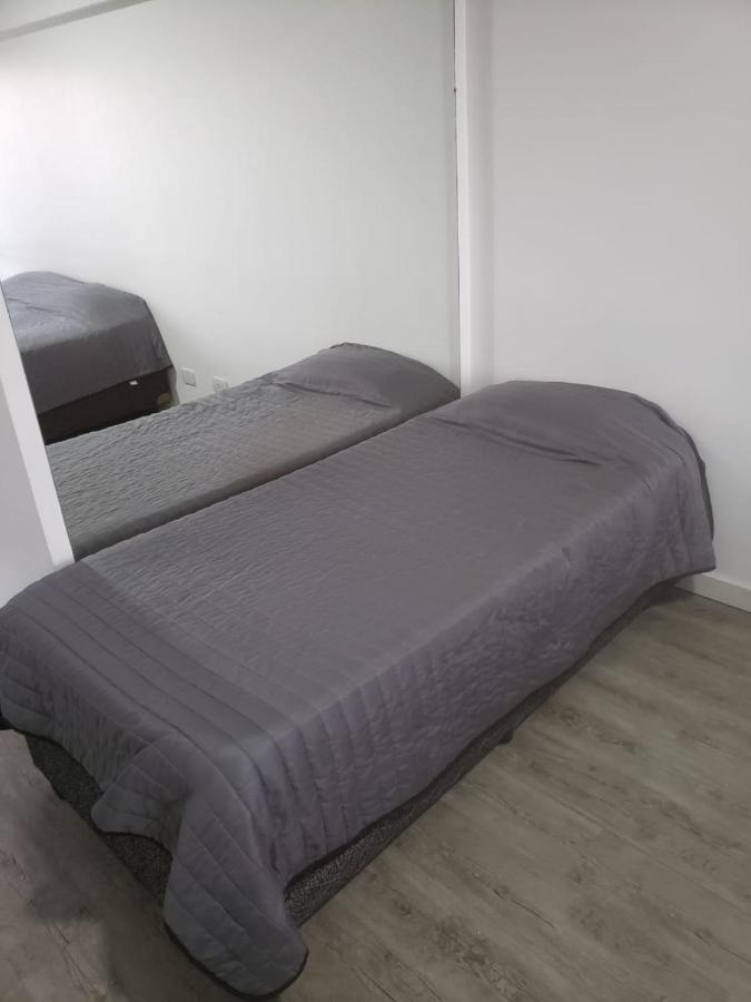 Avenida Corrientes 820 - Ciudad De - Apartamento