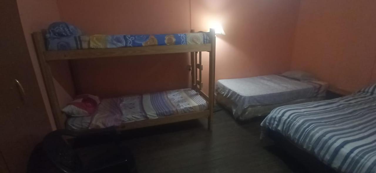 Casahostel Pensión *