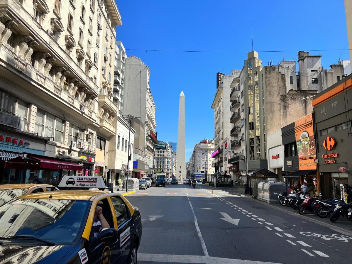 Av. Corrientes 820, Obelisco Ii * Ciudad Autónoma de Buenos Aires
