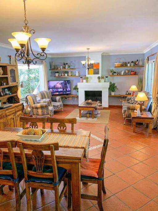 Villa Private With Exclusive Heated And Illuminated Pool In The Best Golf Country Club 18-holes Golf Course Indoor Heated Pool Of The Club Illuminated Professional Soccer And Tennis Courts Children's Recreation Market And All Types Of Services Ciudad Autónoma de Buenos Aires