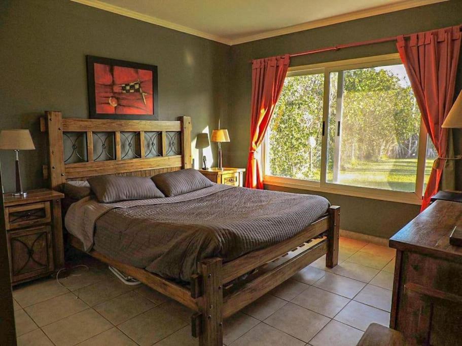 Villa Private With Exclusive Heated And Illuminated Pool In The Best Golf Country Club 18-holes Golf Course Indoor Heated Pool Of The Club Illuminated Professional Soccer And Tennis Courts Children's Recreation Market And All Types Of Services