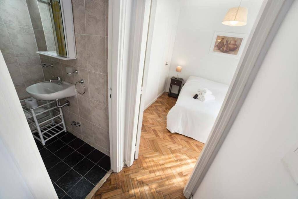 Cozy Great Location Apartment