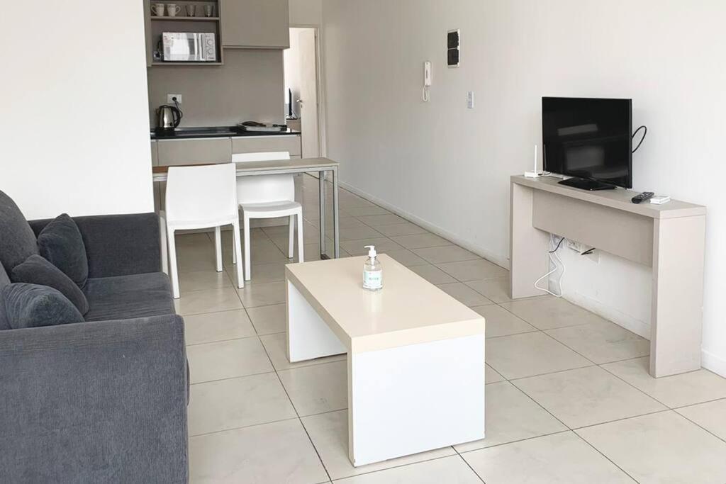 Apartamento Bmit0412 Espacioso Departamento De 2 Ambientes Para 2 *