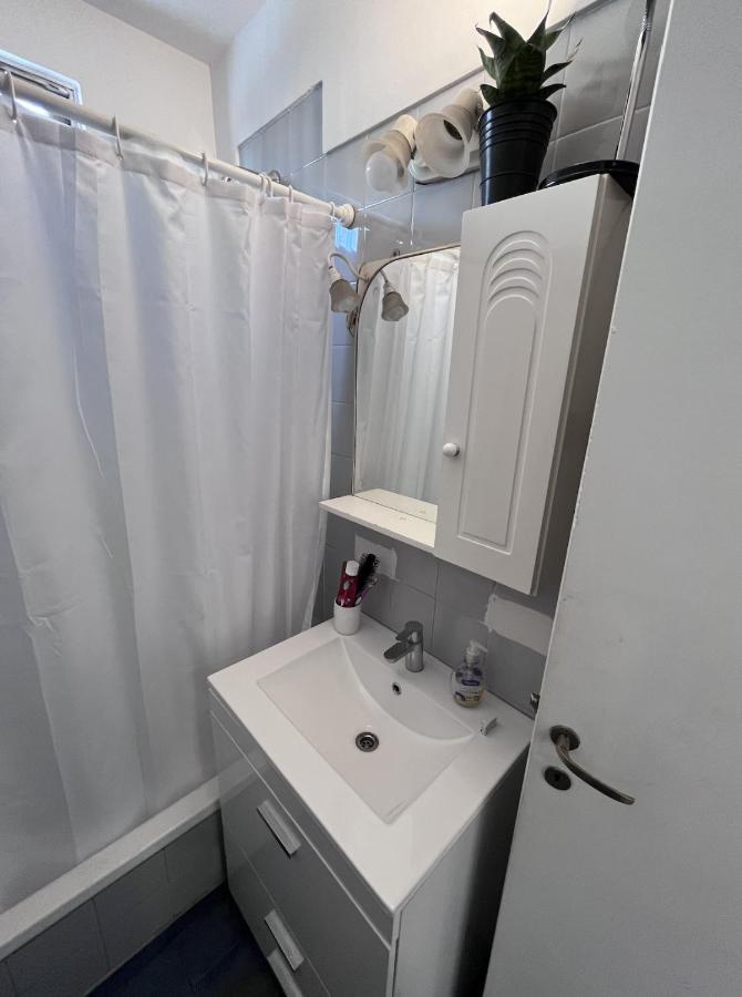 Privada En Almagro Habitación en casa particular