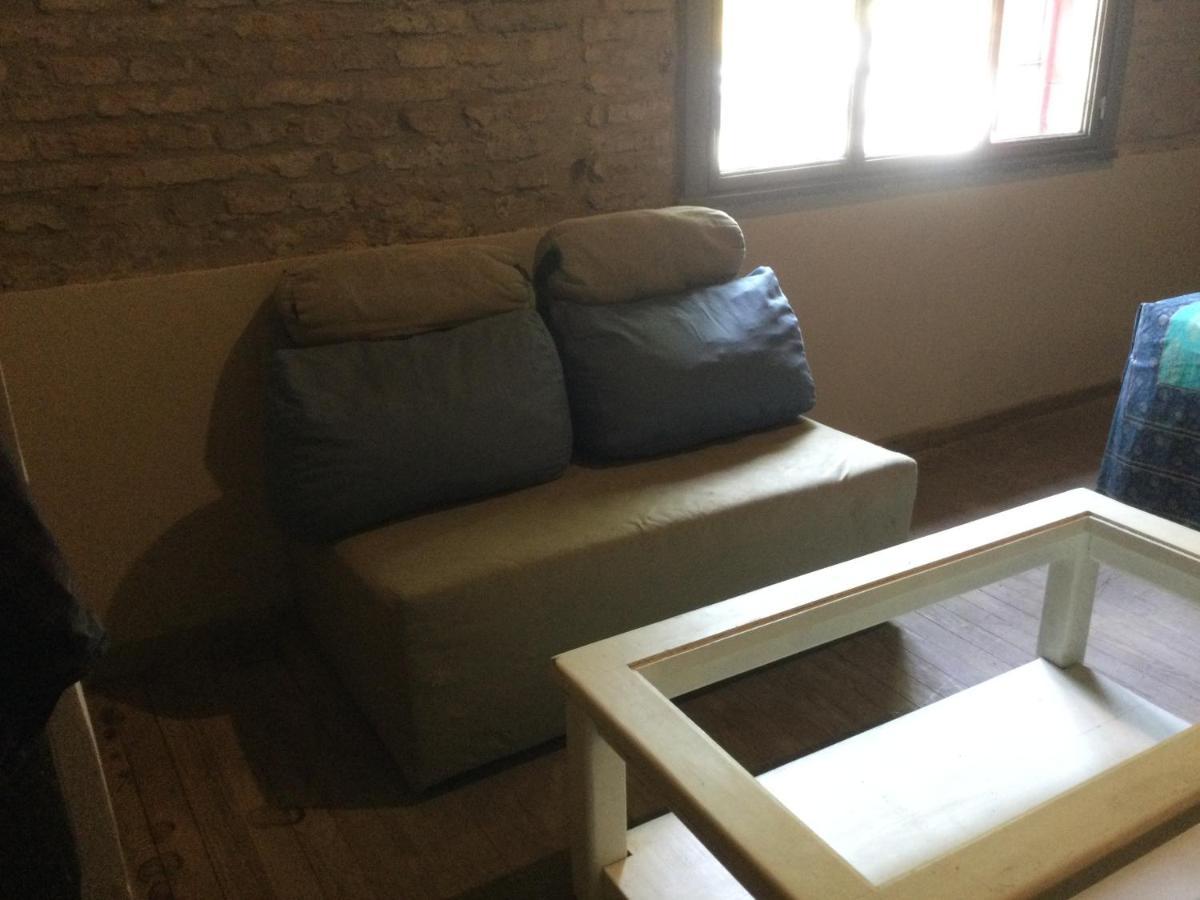 Quiet And Comfortable Habitación en casa particular Ciudad Autónoma de Buenos Aires