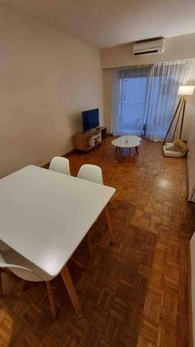 Comodo Departamento En Recoleta Apartamento