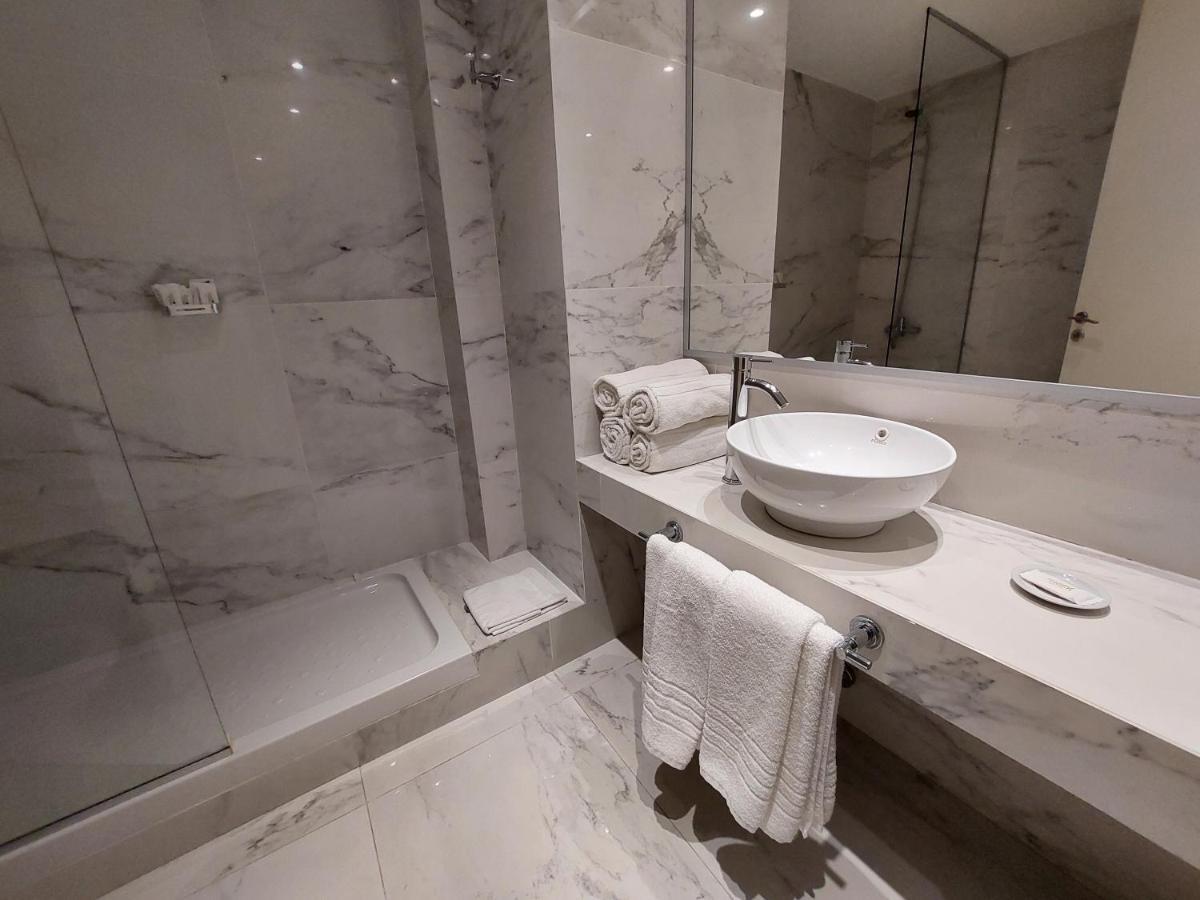 Aparthotel Avellaneda Aparts & Buenos Aires