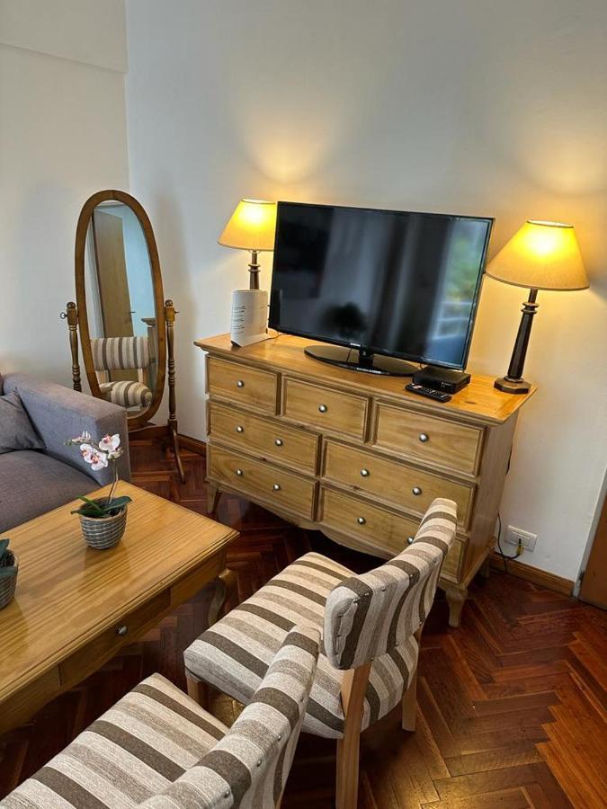 Apartamento Semipiso En La Mejor Zona De Belgrano Todo Al Frente Con Parking Privado Y A Metros Del Subway 2 Parrrilla Solarium Cocina Amplia Lavadero Y Mobiliario Todo A Nuevo