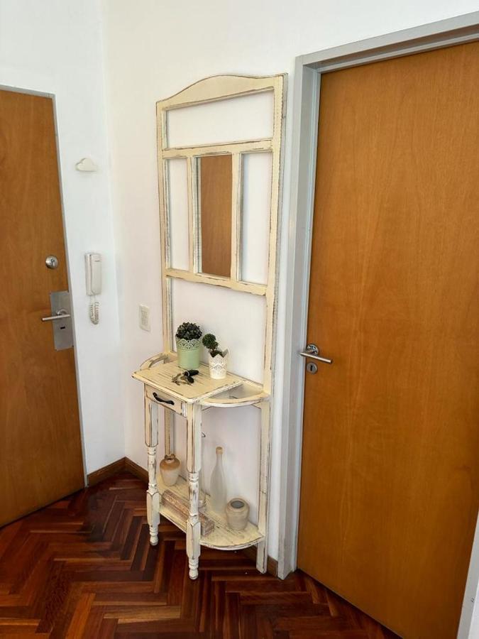 Apartamento Semipiso En La Mejor Zona De Belgrano Todo Al Frente Con Parking Privado Y A Metros Del Subway 2 Parrrilla Solarium Cocina Amplia Lavadero Y Mobiliario Todo A Nuevo Apartamento Ciudad Autónoma de Buenos Aires