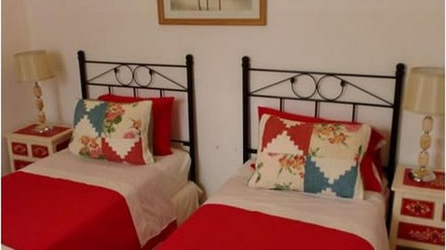 Inn Simple & Charming