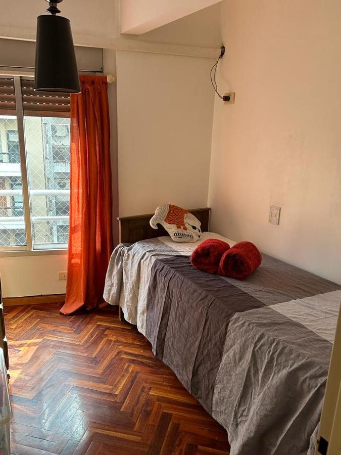 Apartamento Semipiso En La Mejor Zona De Belgrano Todo Al Frente Con Parking Privado Y A Metros Del Subway 2 Parrrilla Solarium Cocina Amplia Lavadero Y Mobiliario Todo A Nuevo *
