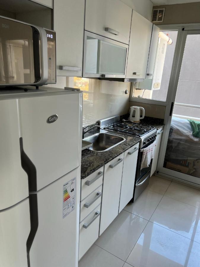 Apartamento 2 Ampios Ambientes Av Cordoba-palermo-exelente Ubicacion