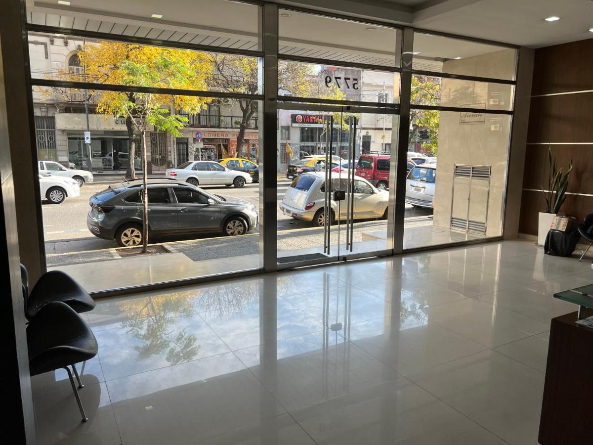 Apartamento 2 Ampios Ambientes Av Cordoba-palermo-exelente Ubicacion