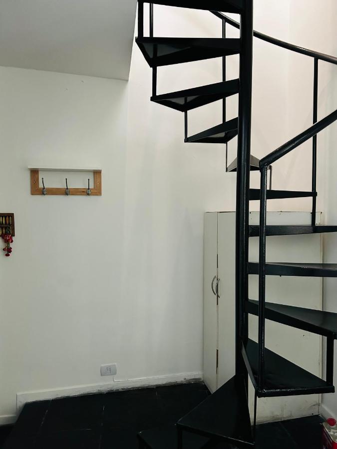 Apartamento Sol Palermo, Amplio Departamento Con Terraza En Zona La Rural, Embajada Y Bosques *