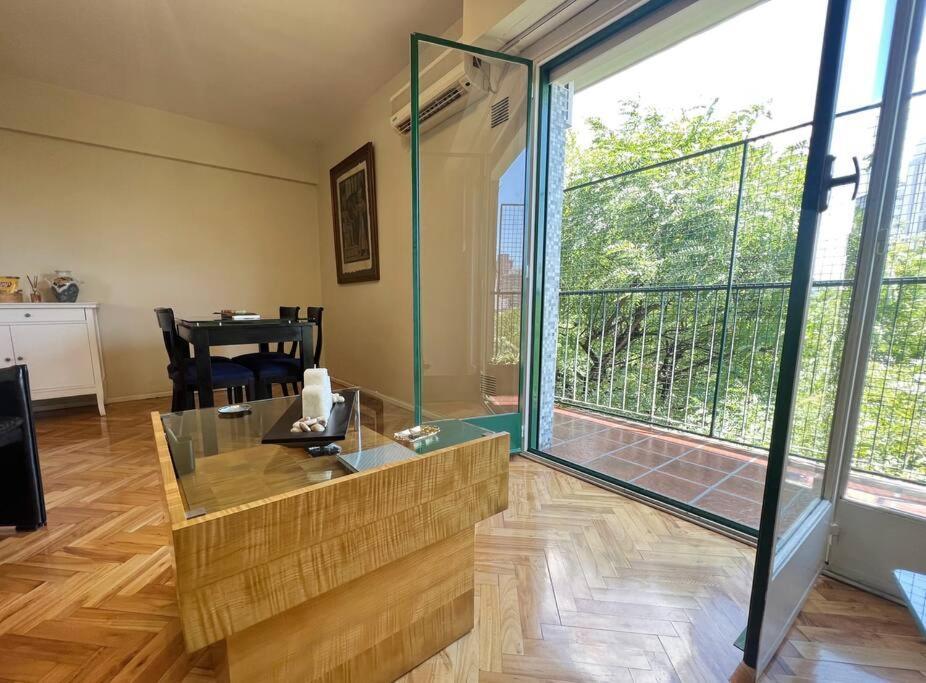 2 Rooms. Gran Balcon I Amplio Y Comodo Apartamento