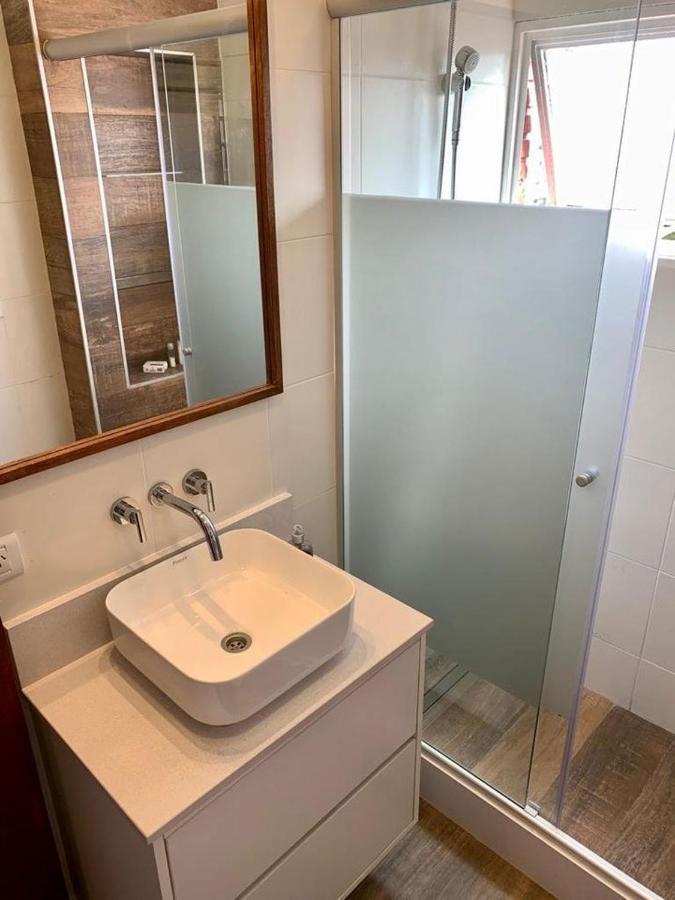 Apartamento Luminoso Semipiso 2 Ambientes Con Balcon Terraza *