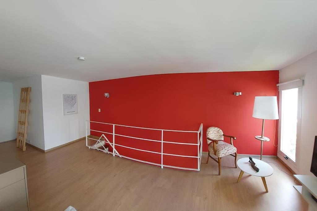 Hermoso Duplex Lleno De Aire Y Luz En Crespo Apartamento