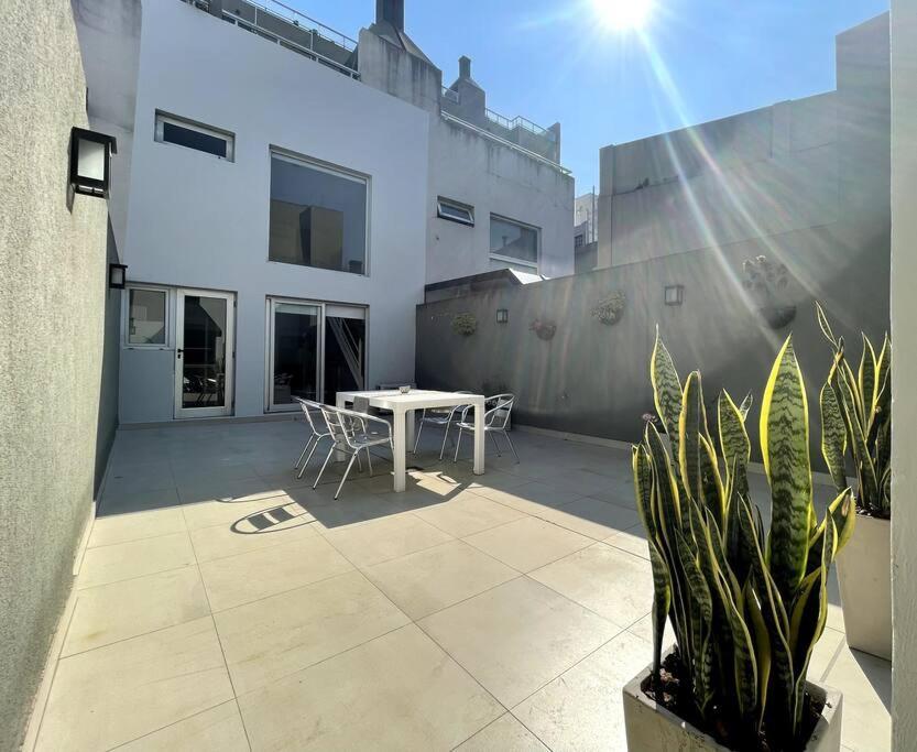 Amazing Duplex With Large Private Yard In Palermo Apartamento Ciudad Autónoma de Buenos Aires