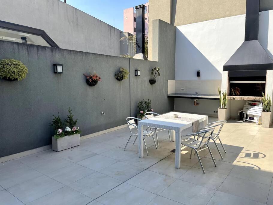 Amazing Duplex With Large Private Yard In Palermo