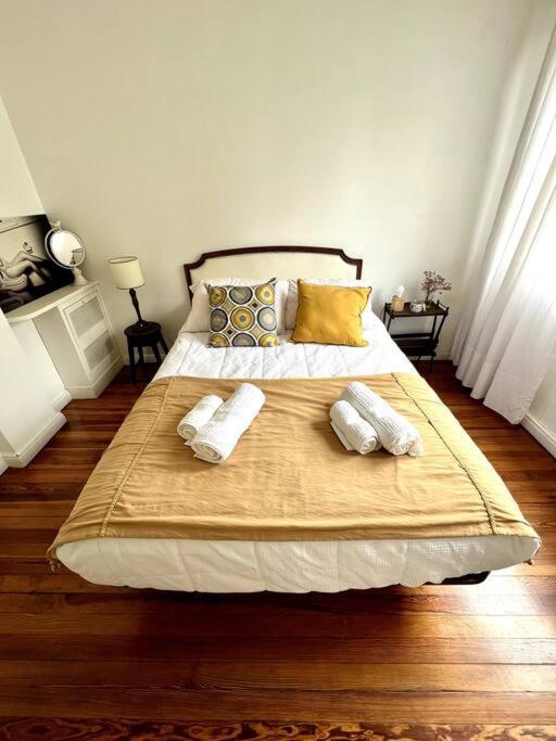 Apartamento Amplio Y Luminoso Piso En Recoleta 3 Pax *