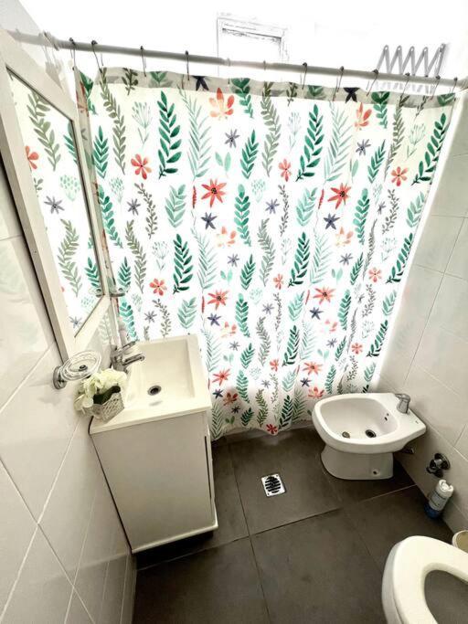 Amplio Y Luminoso Piso En Recoleta 3 Pax * Ciudad Autónoma de Buenos Aires
