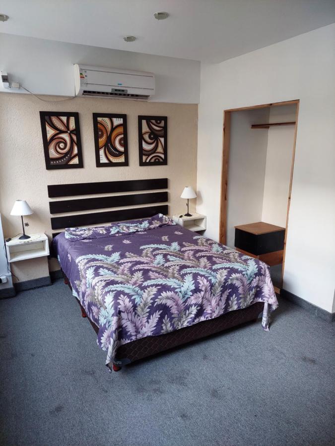 Parana 4 * Ciudad Autónoma de Buenos Aires