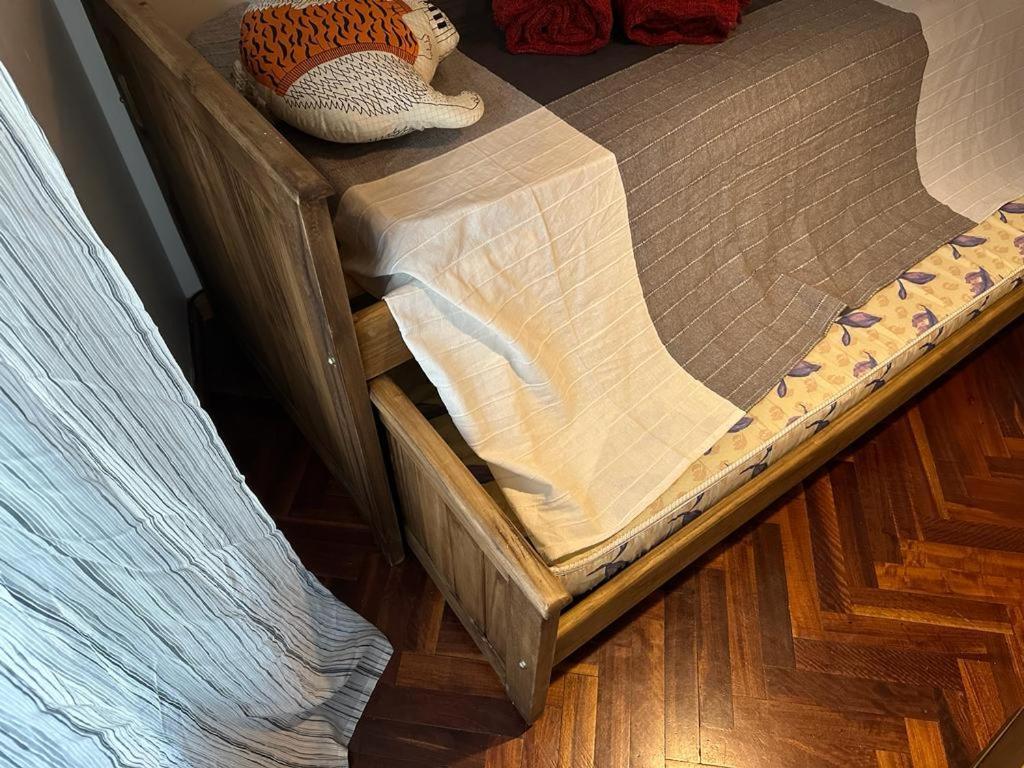 Apartamento Apartamento Semipiso En La Mejor Zona De Belgrano Todo Al Frente Con Parking Privado Y A Metros Del Subway 2 Parrrilla Solarium Cocina Amplia Lavadero Y Mobiliario Todo A Nuevo