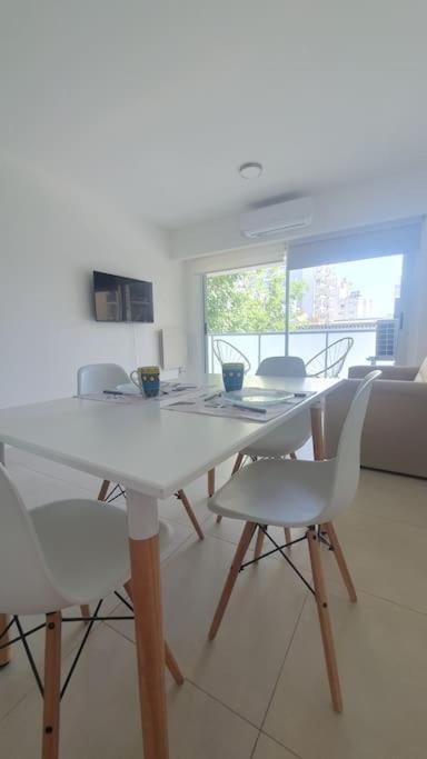 De Categoria Sobre Av. Cordoba Apartment *
