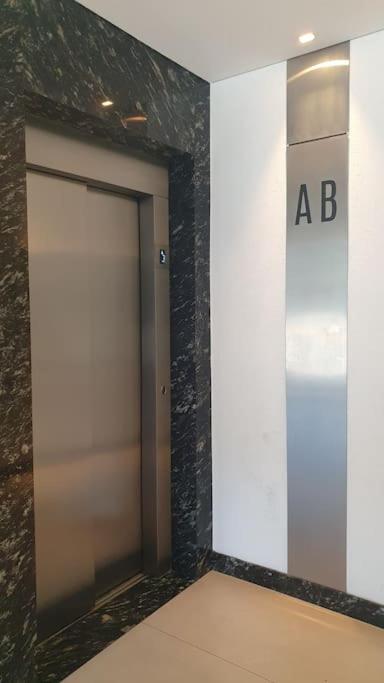 Apartment De Categoria Sobre Av. Cordoba
