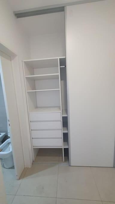 De Categoria Sobre Av. Cordoba *