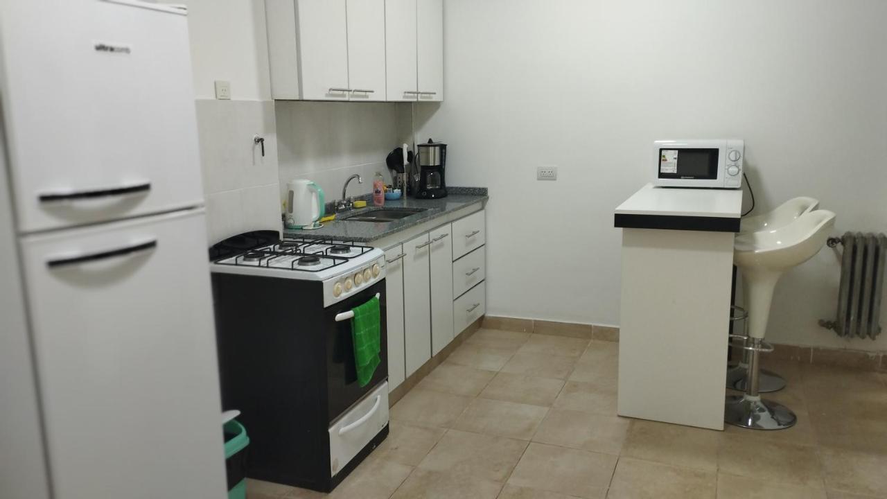 Amplio Departamento 3 Amb En Muy Buena Ubicacion Apartamento